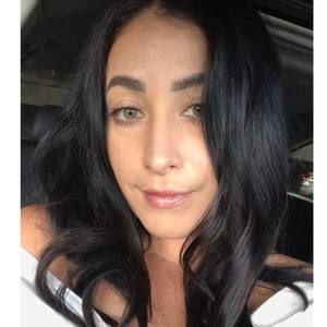 Meet your Posher, Elena